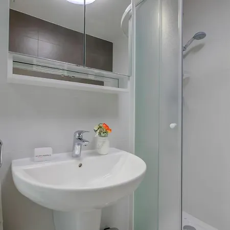 Appartamento Adelasia 01 - Shared Pool And Parking - Happy Alassio